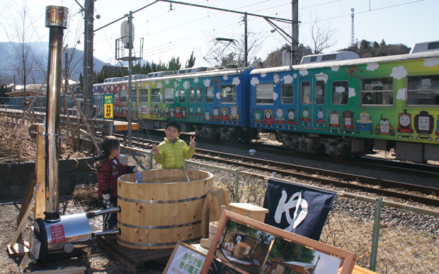 2012年 都留市エコハウス 薪づくりイベント